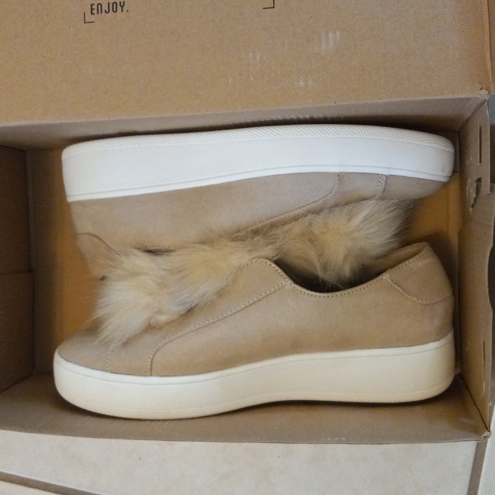 Steve Madden Slip On